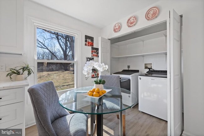 Building Photo - 17105 Amity Dr