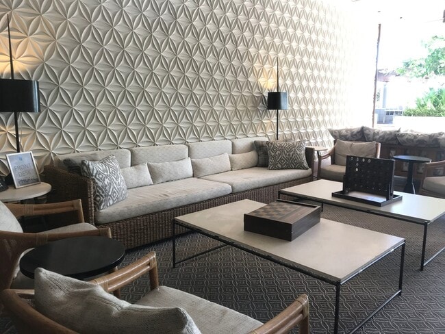 Building Photo - End Unit |  Luxury Condo | The Symphony | 2 Bed 2 Bath 2 Parking