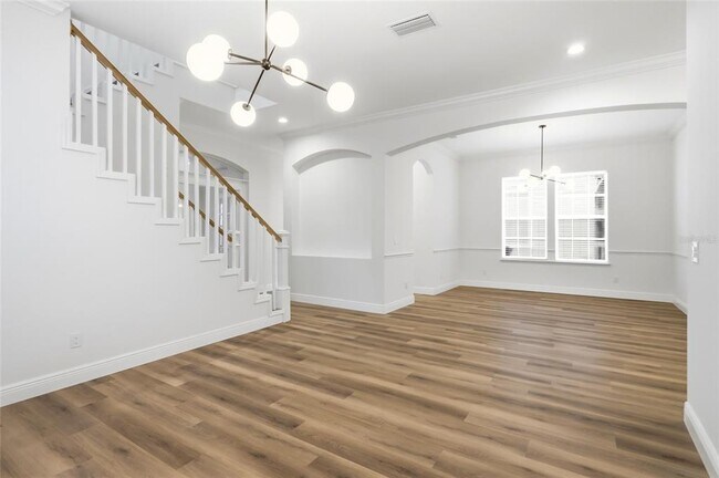Building Photo - 912 Waterside Dr
