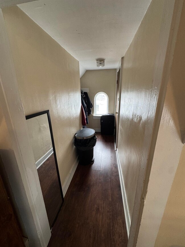 Building Photo - 154 Washington St