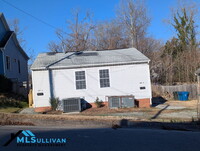 Building Photo - 609 N Elizabeth St