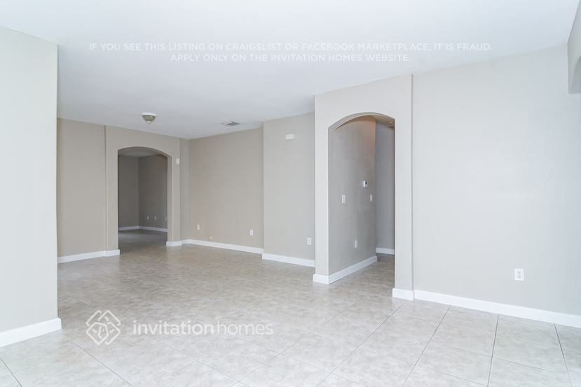 Building Photo - 9141 SW 152nd Ct