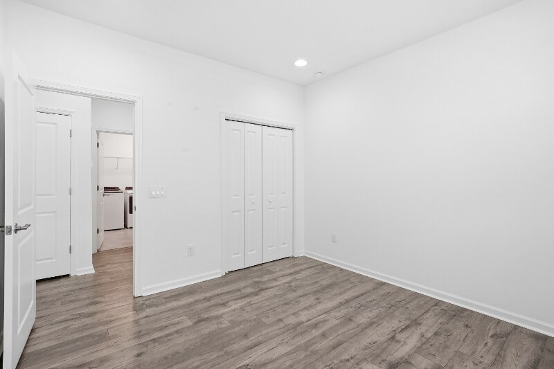 Building Photo - 8632 Tropics Ave