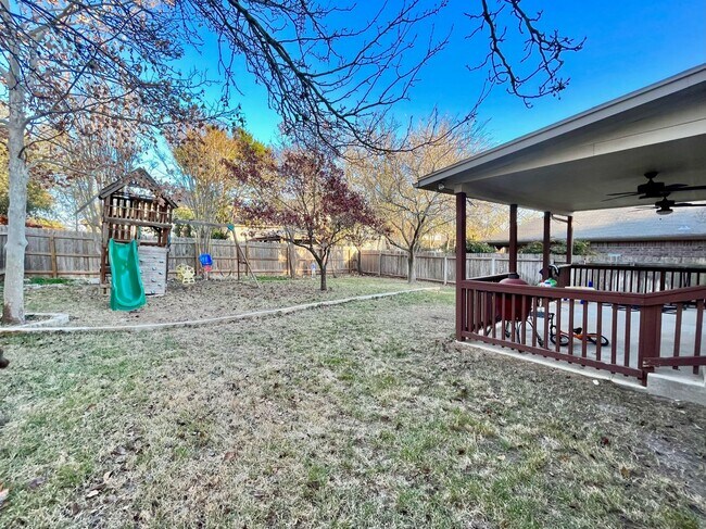 Building Photo - 21106 El Suelo Bueno