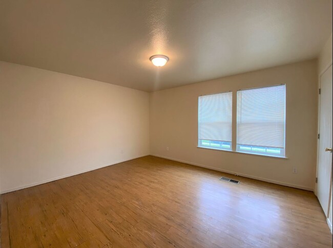 Building Photo - 3879 Twilight Ave