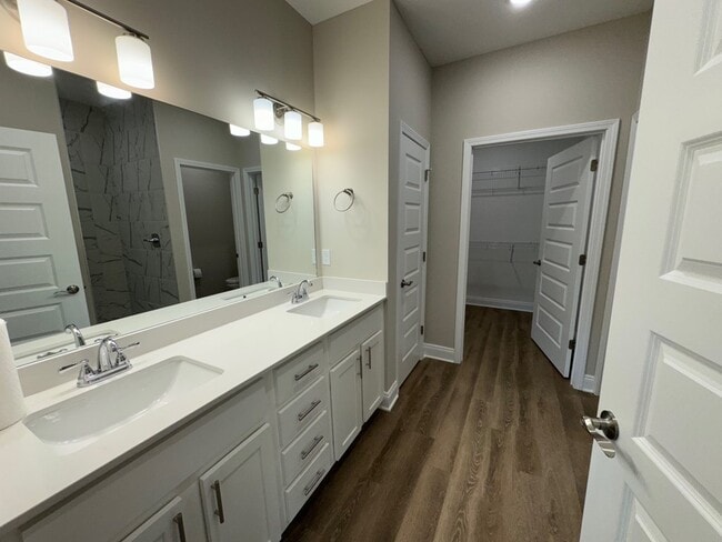 Building Photo - 207 Mosaic Dr