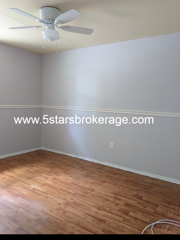 Building Photo - 2611 41st Ave N