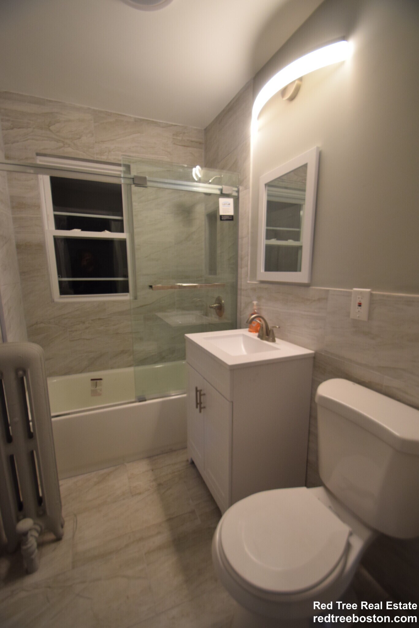 Building Photo - 159 Hillside St