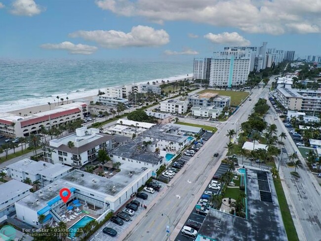 Building Photo - 4228 N Ocean Blvd