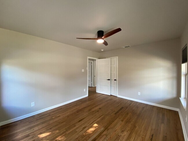 Building Photo - Super Cute, Newly Remodeled, 2bd/1bth hous...