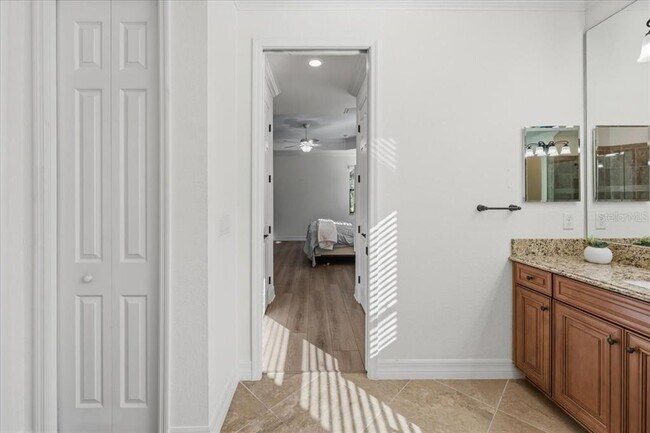 Building Photo - 16717 Bwana Pl