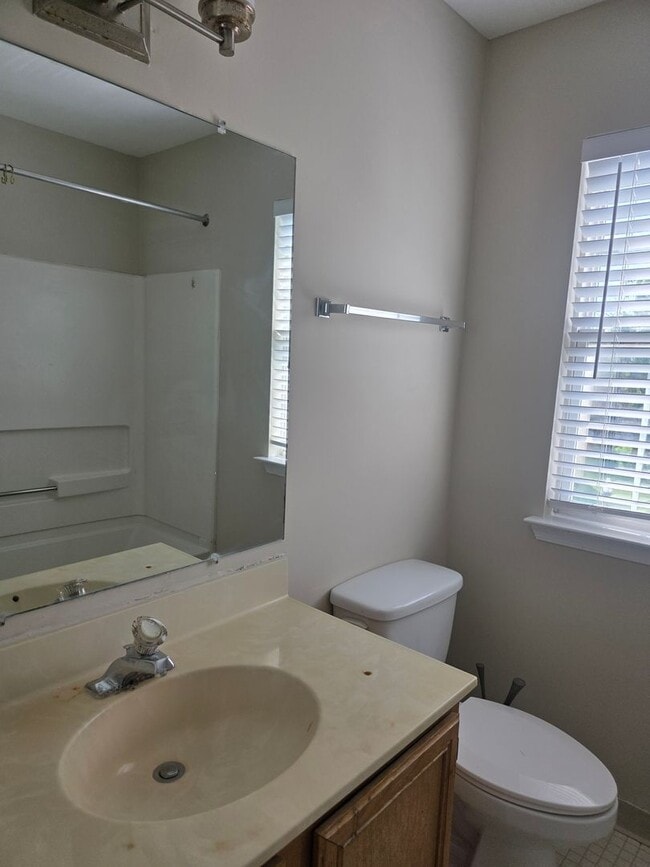 Building Photo - Blairville Court