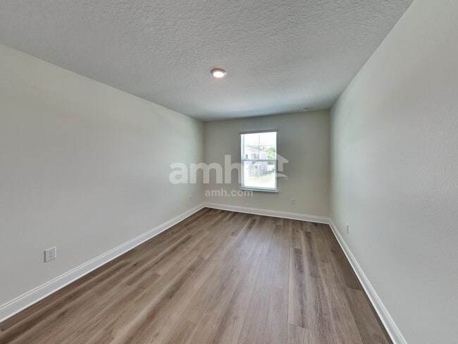Building Photo - 1079 Grafton Ridge Dr