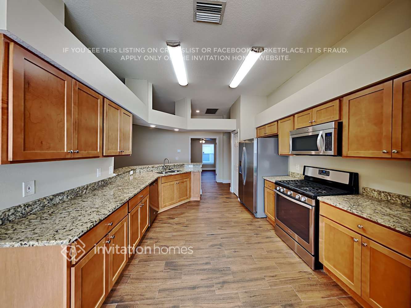 Building Photo - 1440 Baythorn Dr