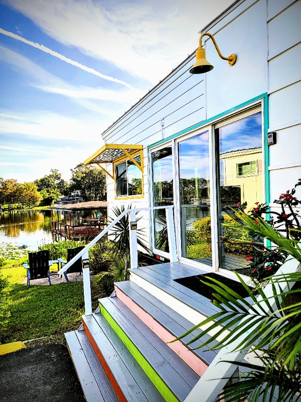Primary Photo - 3405 N Orange Blossom Trl