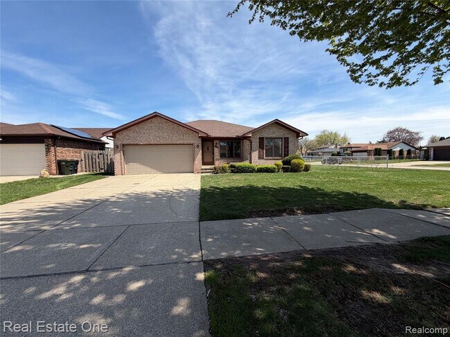 Building Photo - 36552 Melbourne Dr