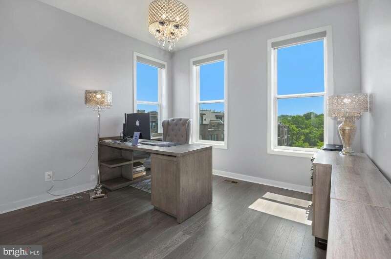 Building Photo - 4635 Charger Pl