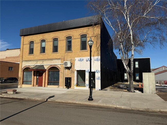 Building Photo - 542 Benson Ave SW