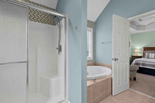 Building Photo - Home in Waterfront Community