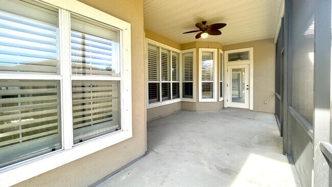 Building Photo - Beautiful Home in beautiful neighborhood