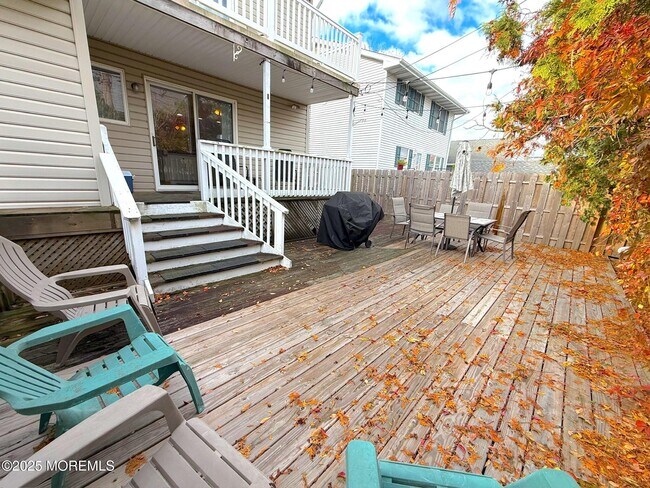 Building Photo - 106 Trinidad Ave