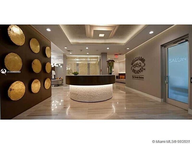 Building Photo - 2000 Island Blvd