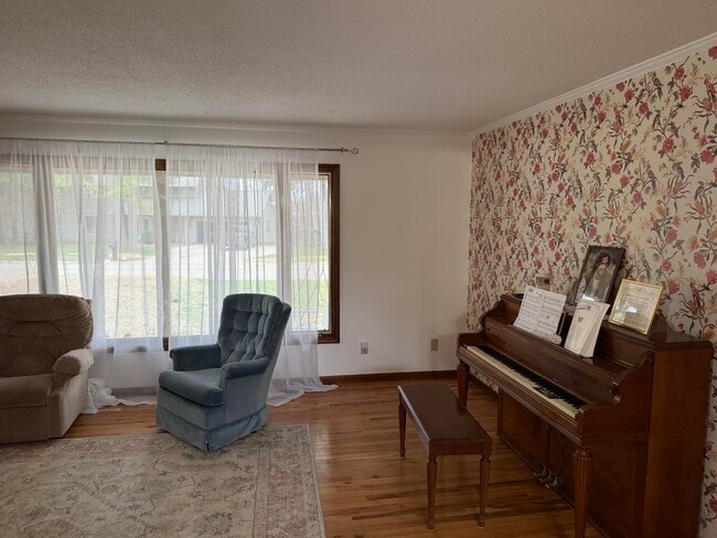 Building Photo - 112 Minges Forest Ln