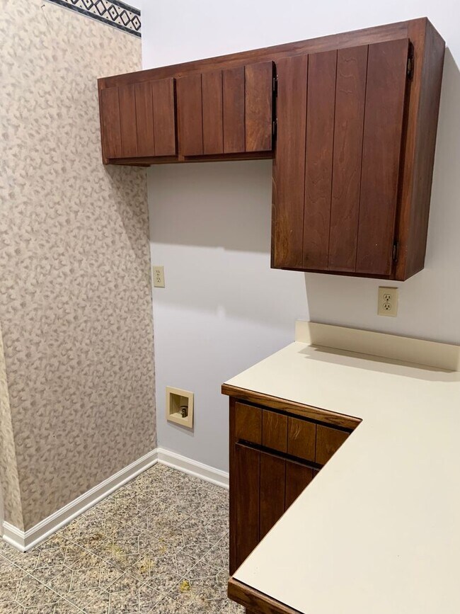 Building Photo - 128 Chesapeake Ct