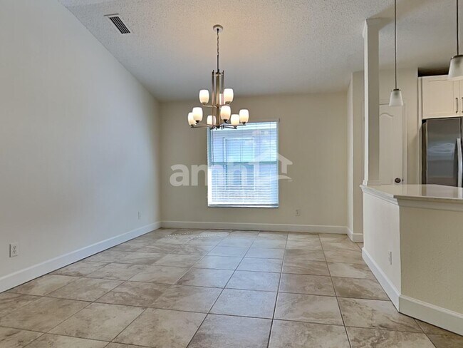 Building Photo - 1415 Compton St