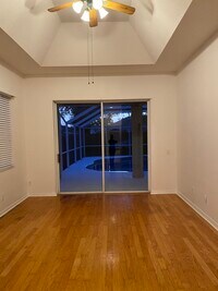 Building Photo - 394 Knight Dr