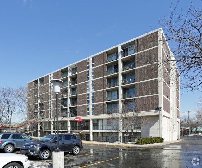 York Tower 1043 S York Rd Bensenville IL 60106 Apartment Finder