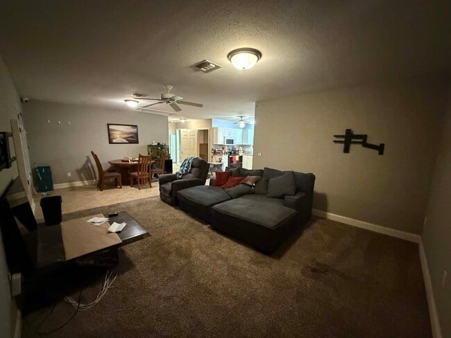 Building Photo - 6610 Golden Gate Pkwy