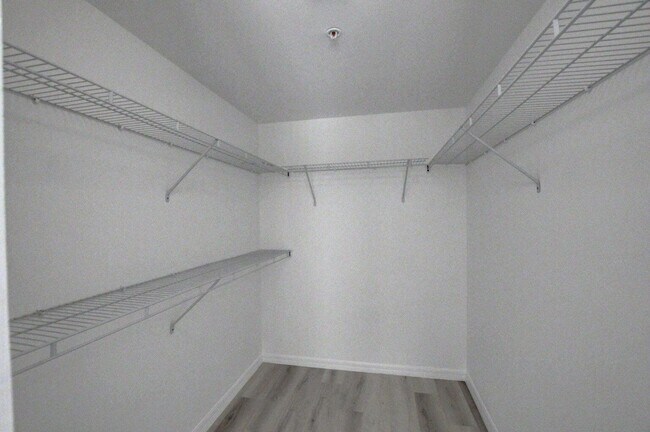 Building Photo - 700 E Boynton Beach Blvd