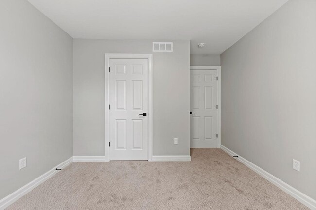 Building Photo - 11532 Willowbrook Rd