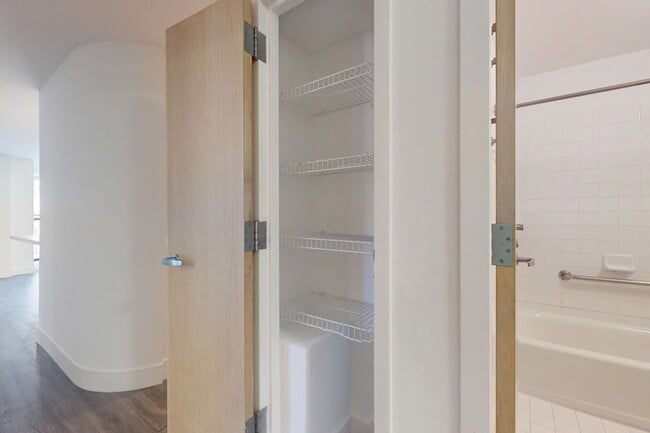Floorplan - 1400 E. 57th Street
