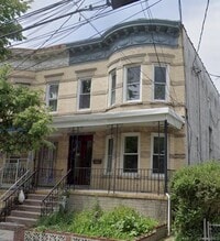 Building Photo - 76-19 85th Dr