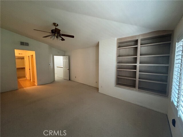 Building Photo - 928 Lotus Cir