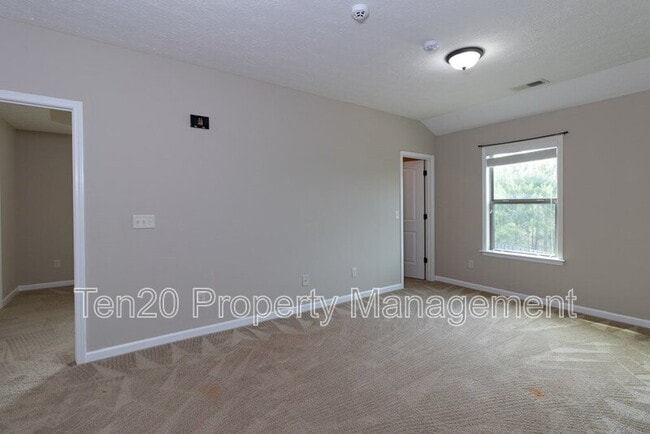 Building Photo - 1368 Antietam Dr