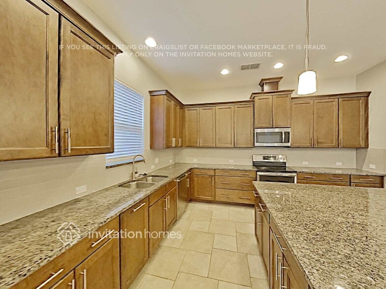 Building Photo - 16718 Abbey Hill Ct