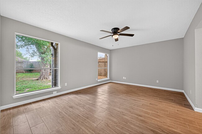 Building Photo - 9231 Baronsmede Dr