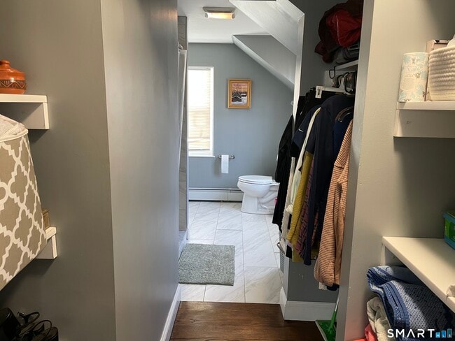 Building Photo - 99 Penn Dr