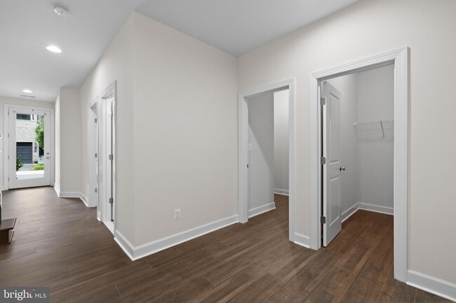 Building Photo - 42289 Porter Ridge Ter