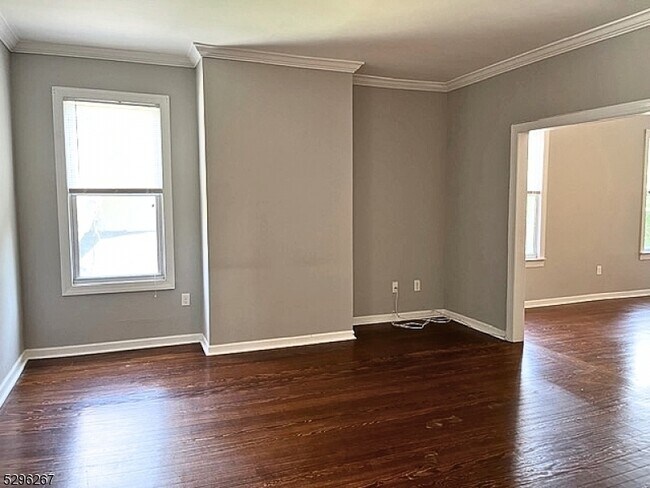 Building Photo - 200 Roseland Ave