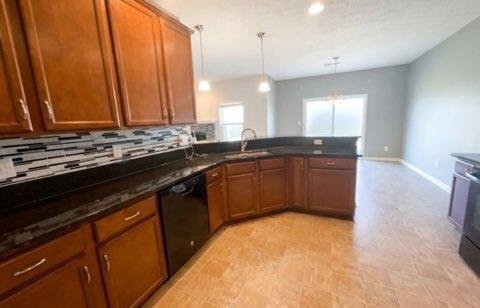 Building Photo - 7116 Oldham Dr