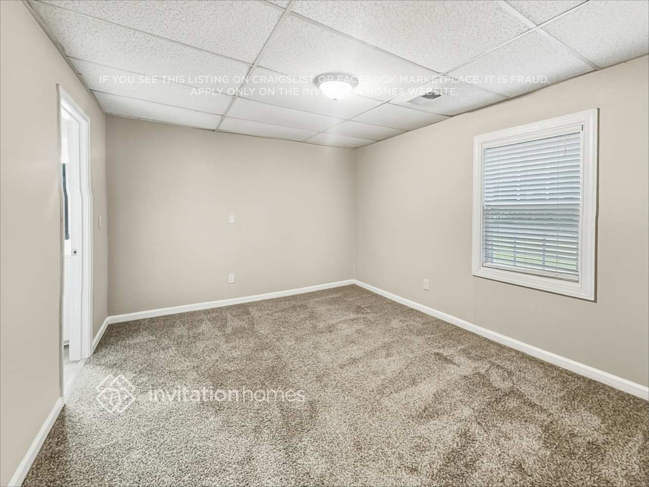 Building Photo - 1040 Burning Bush Dr