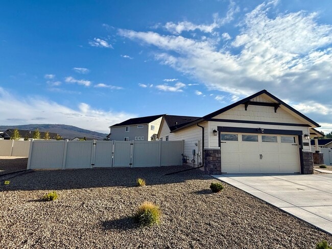 Building Photo - 10348 Sienna Lp