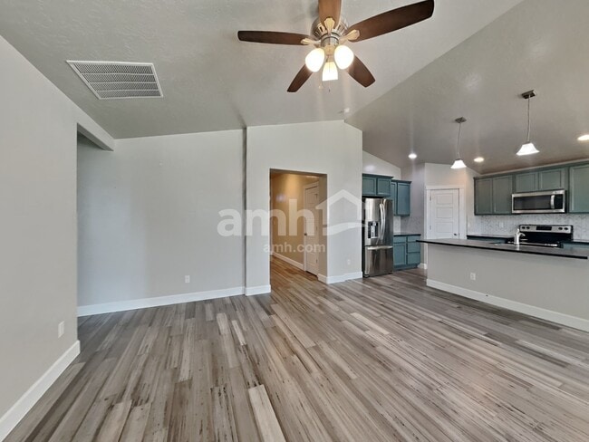 Building Photo - 3091 W Fuji Ct