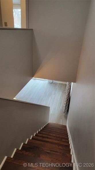 Building Photo - 1430 S Quincy Ave