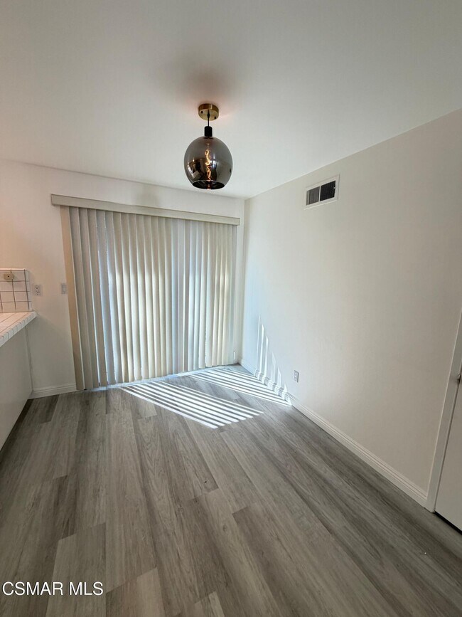 Building Photo - 7254 Pomelo Dr
