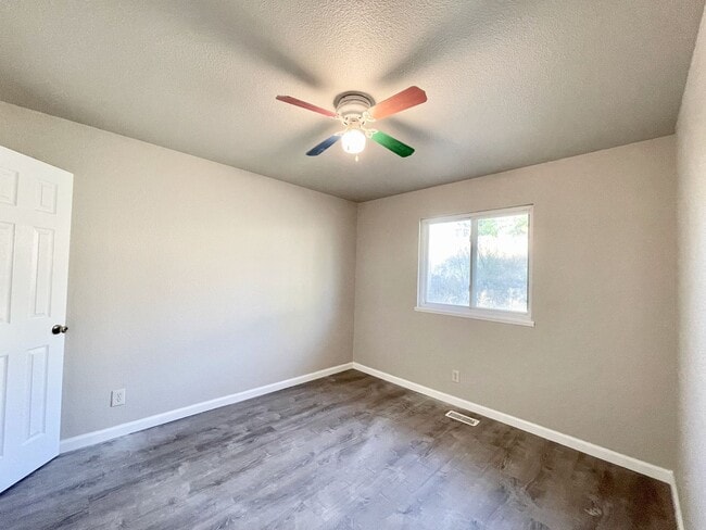 Building Photo - 3 Bedroom/ 1 Bathroom Rancher Close To Fort Carson